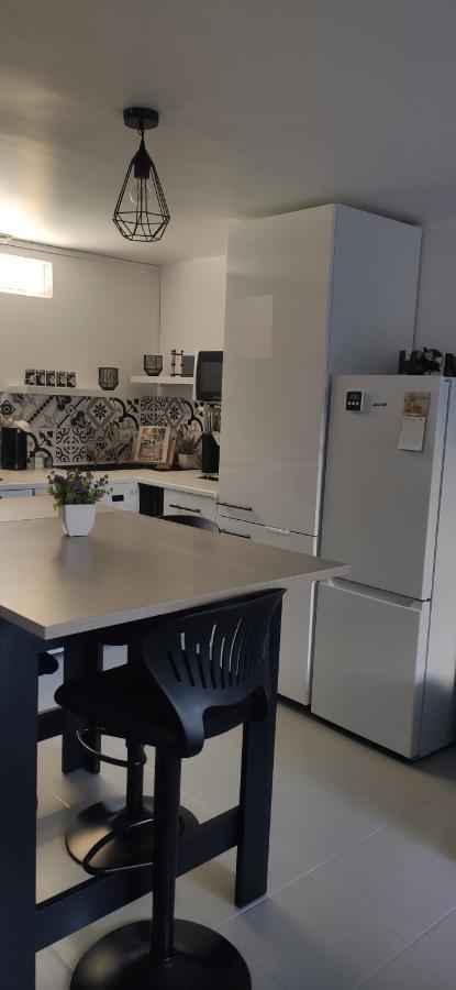 A L'Abri Du Temps Apartment Chateaudun Ngoại thất bức ảnh
