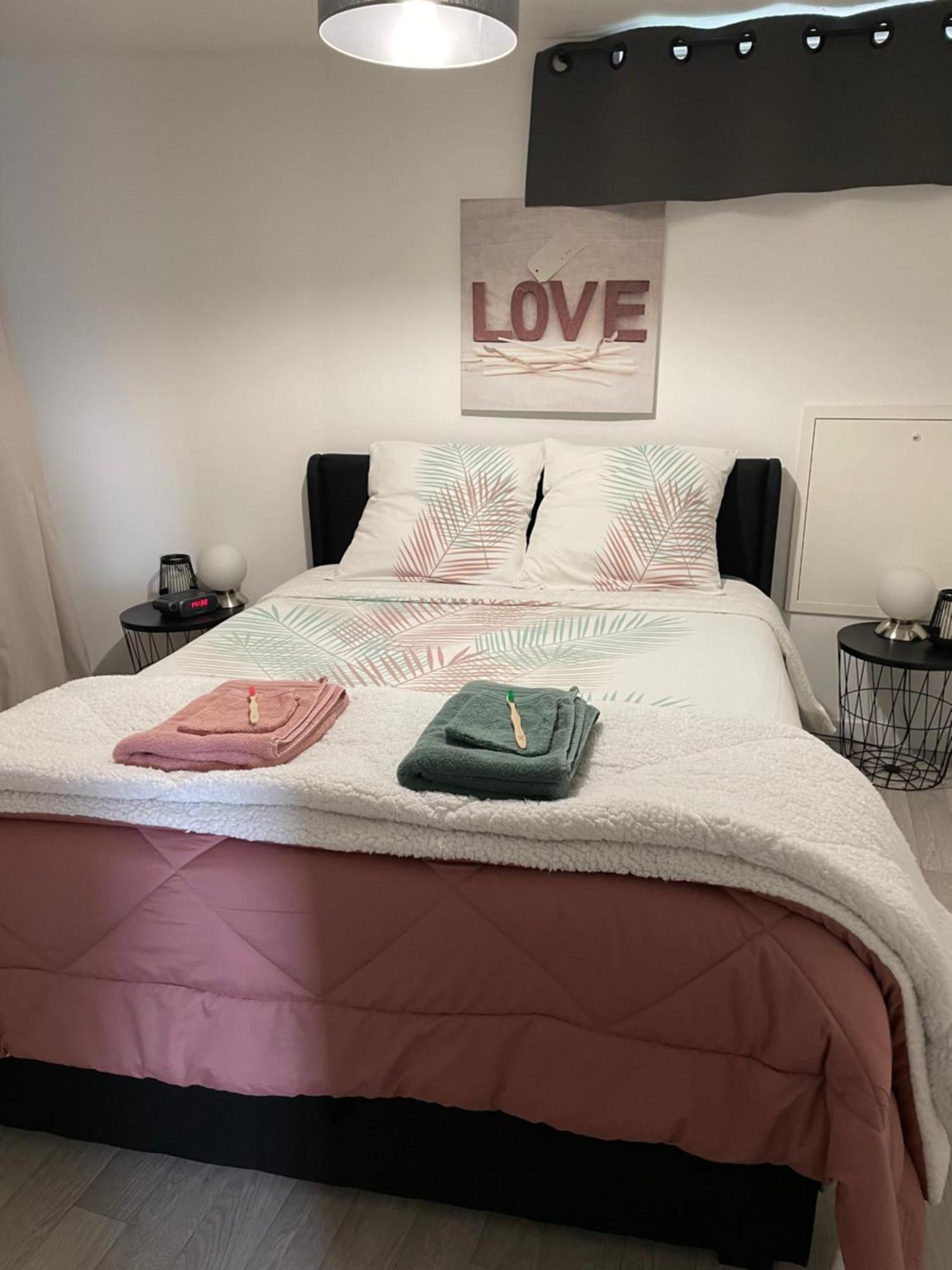 A L'Abri Du Temps Apartment Chateaudun Ngoại thất bức ảnh